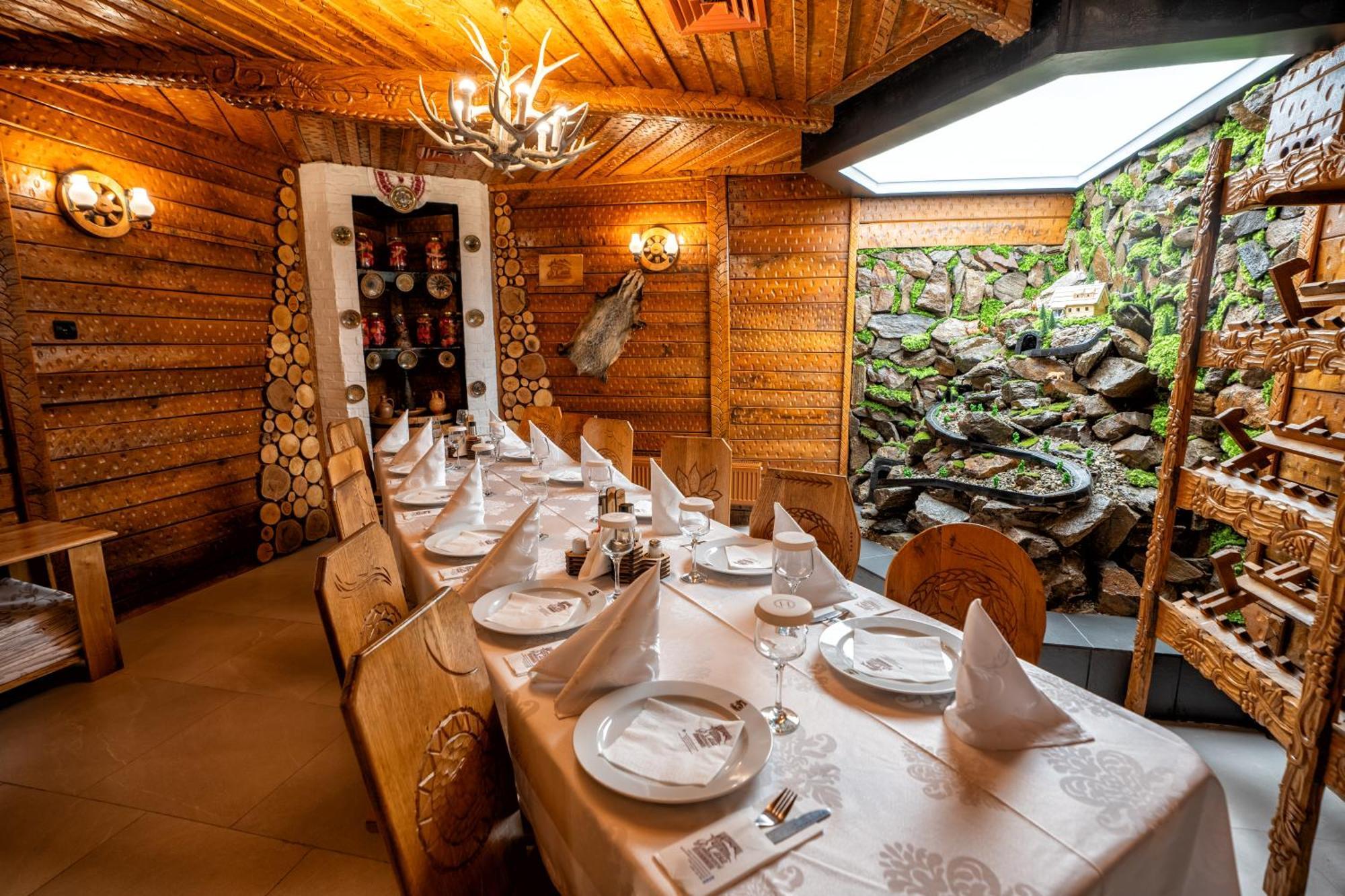 Complex Turistic Casa Romaneasca Călimăneşti Dış mekan fotoğraf